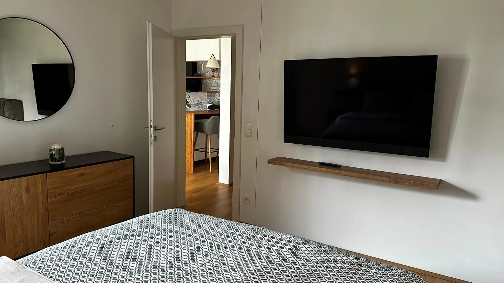 2-Zimmer Wohnung In Oberlaa Mit Privatem Tiefgaragen Platz Vienna